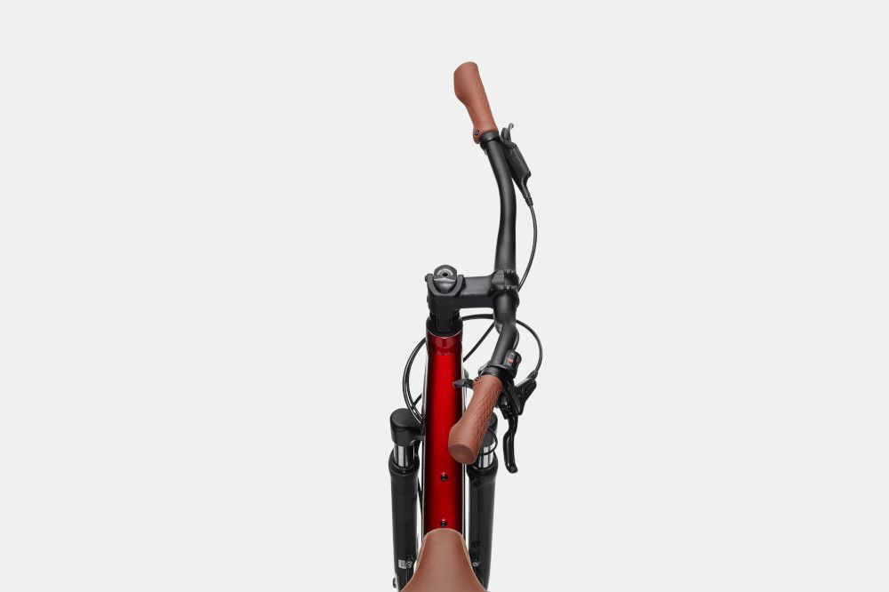 Cannondale Adventure EQ Candy Red 