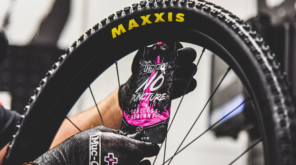 Muc-Off No Puncture Hassle Kit Tubelessmilch 140ml